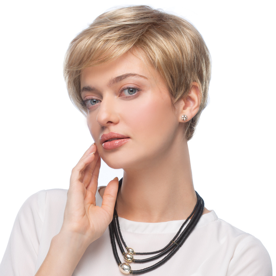 Beauté de Femme Collection, Mona